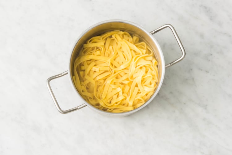 TAGLIATELLE KOCHEN