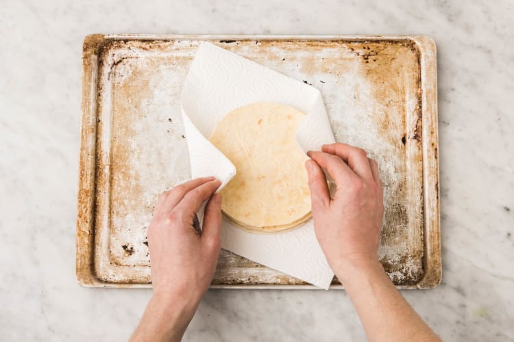 5 WARM TORTILLAS