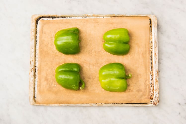 Groene paprika bakken