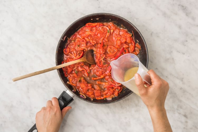 Tomatensoße kochen