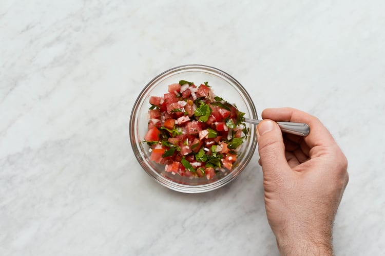 Make Pico de Gallo