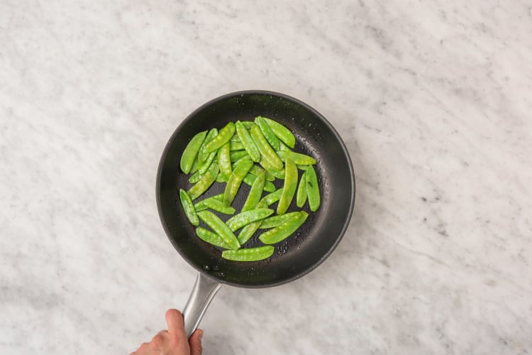 COOK SNAP PEAS