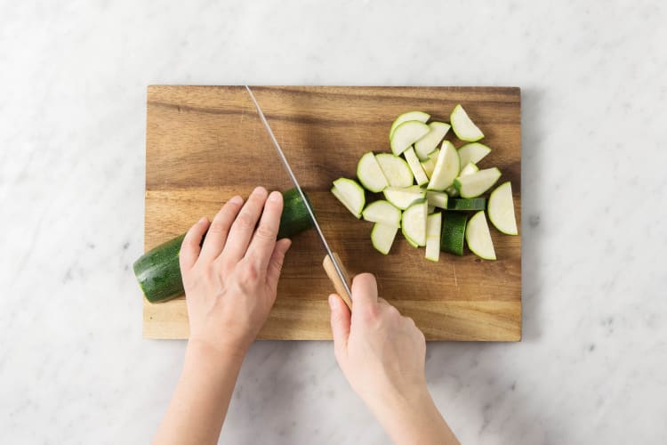 Zucchini schneiden