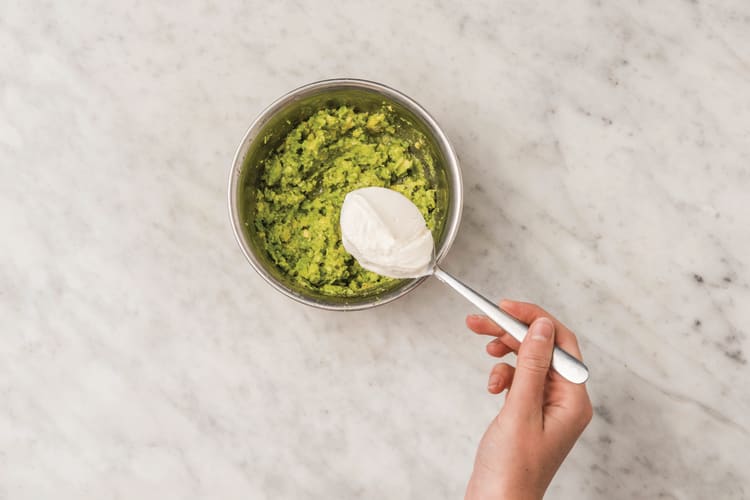 MAKE THE AVOCADO CREMA