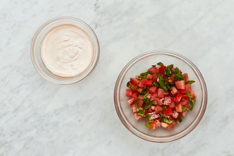 Make Salsa and Crema