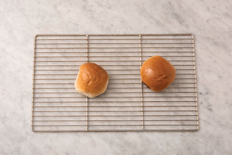 bake burger buns