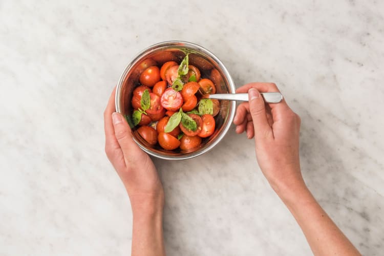 Tomatensalat zubereiten