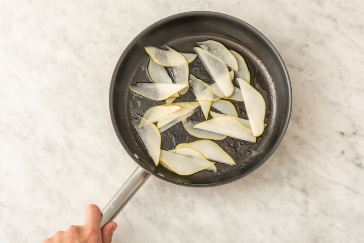 CARAMELIZE PEARS