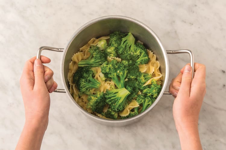 BOIL THE FARFALLE & BROCCOLI