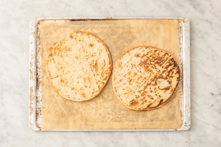 NAAN-BROT AUFBACKEN
