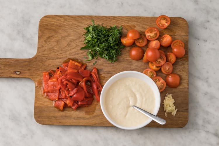 PREP & MAKE GARLIC HUMMUS