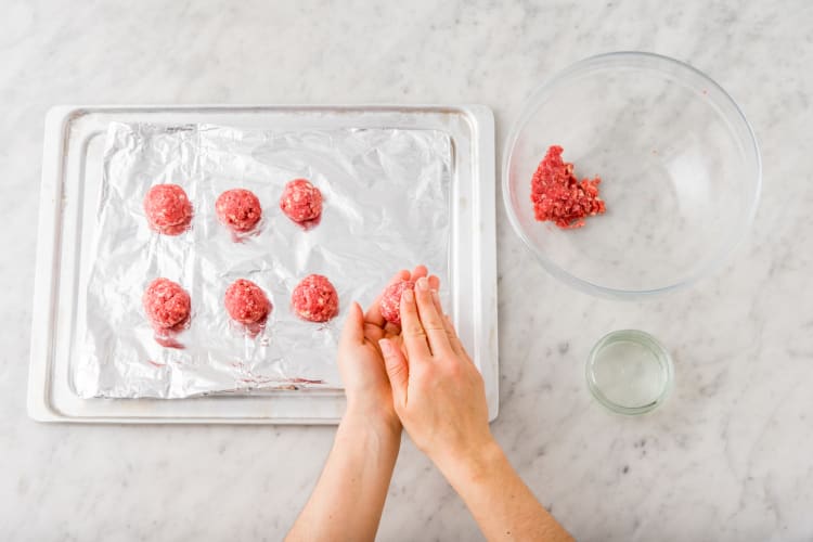 MAKE MEATBALLS