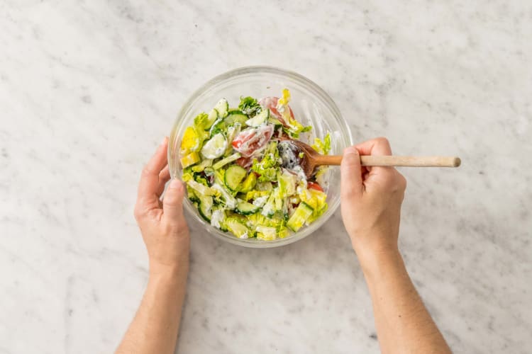 SALAT ZUBEREITEN