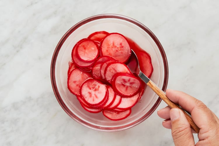 PICKLE RADISHES