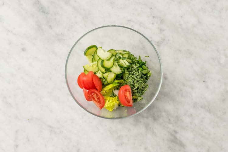 SALAT ZUBEREITEN