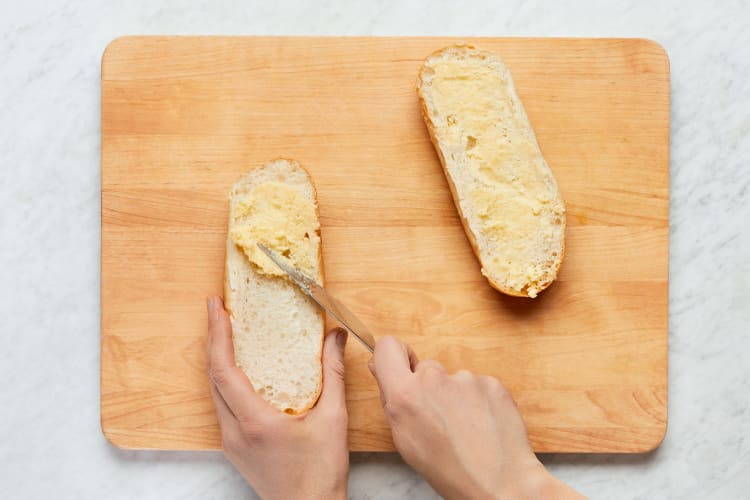 MAKE GARLIC BREAD