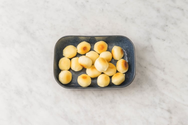 Mini-Knödel braten