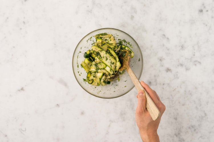 Faire la salade de courgette