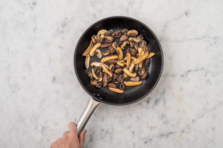 Faire frire les champignons