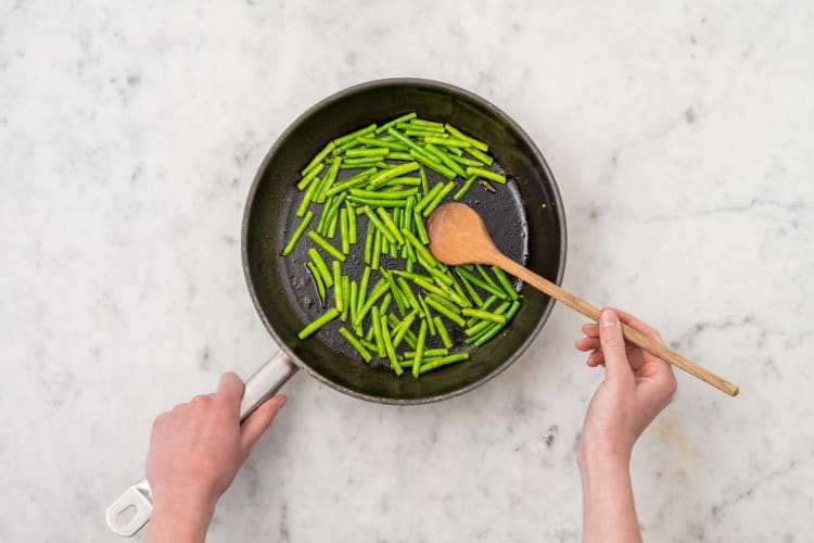 Faire cuire les haricots verts