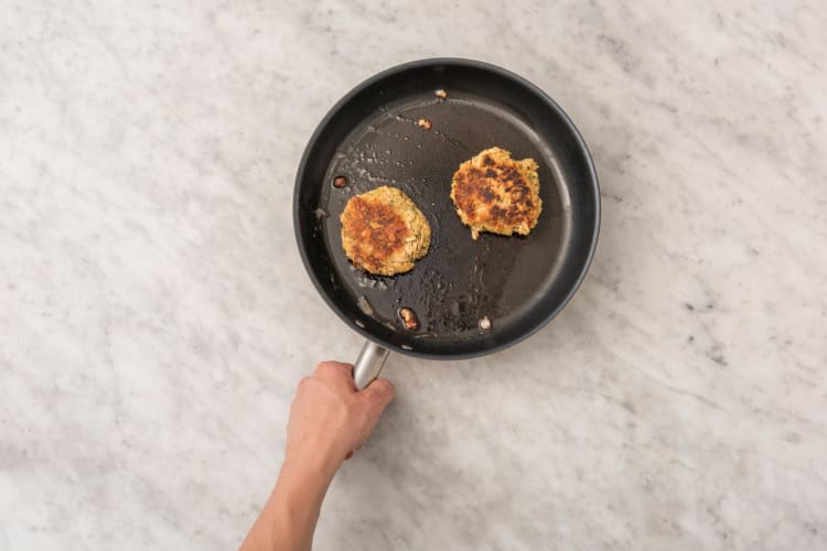 Préparer les burgers de thon