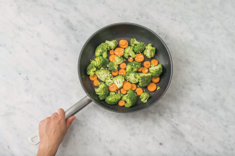 Cook the garlic veggies