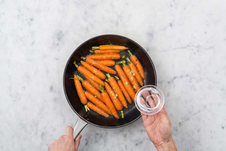 Étuver les carottes