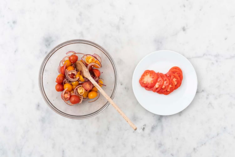 Tomatensalade maken