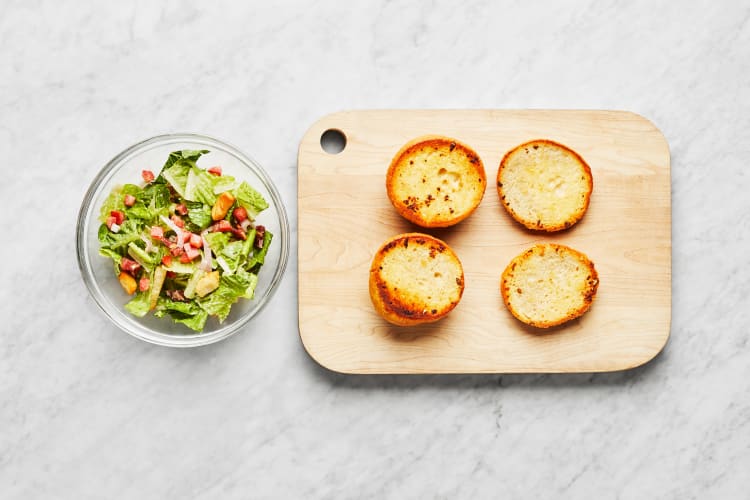 Make Salad & Toast Buns