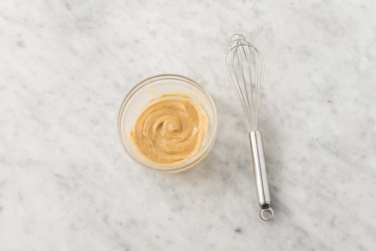 Préparer la vinaigrette au tahini