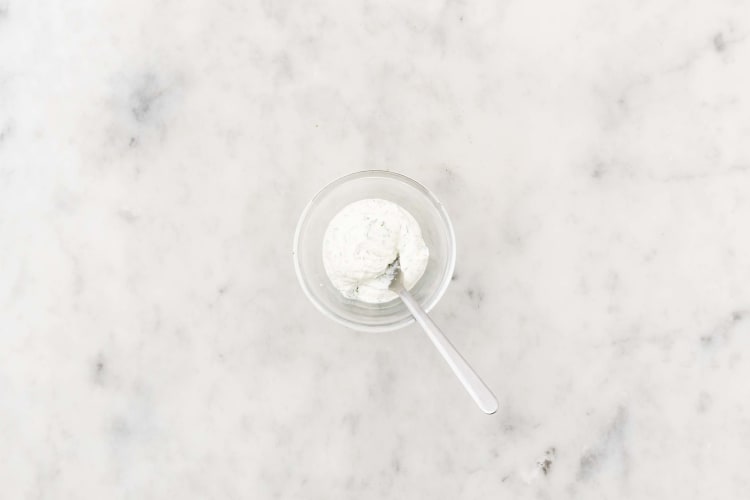 Make your Dill Yoghurt