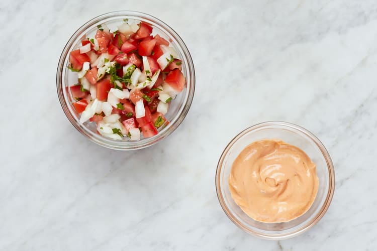 Make Salsa & Crema