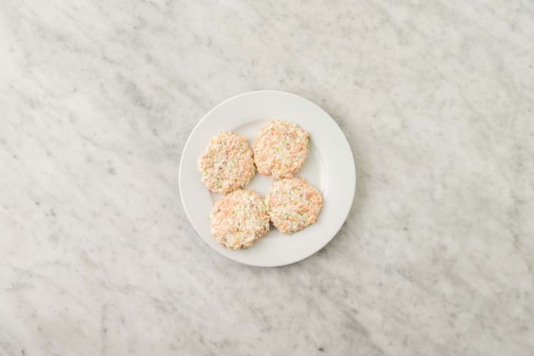 Form salmon cakes