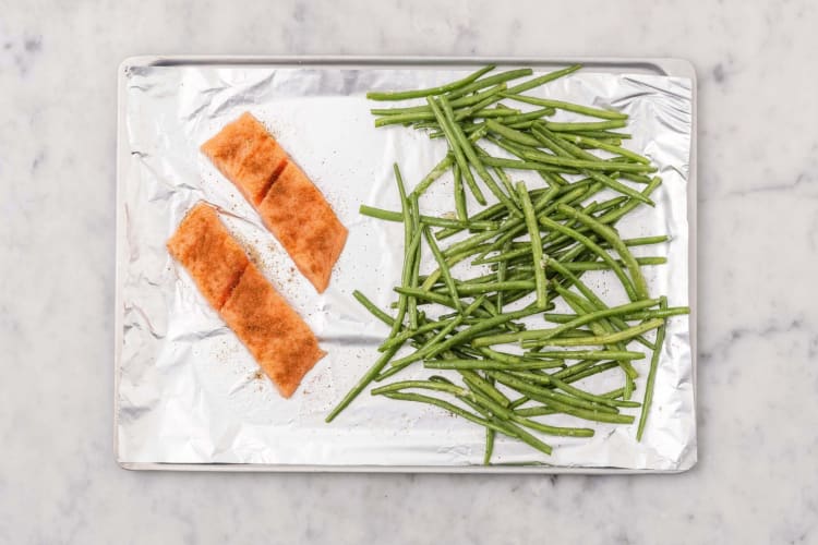 Roast salmon and green beans