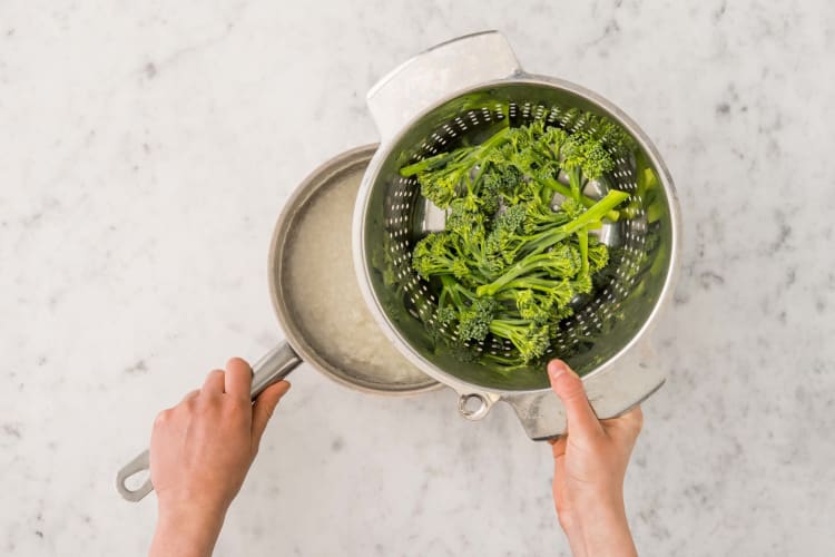 Broccolini kochen & anrichten