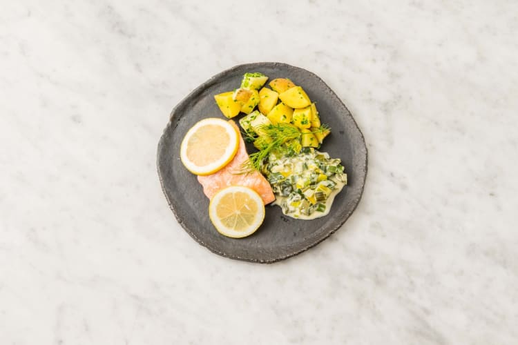 Zitronenlachs auf Rahmlauch Rezept | HelloFresh