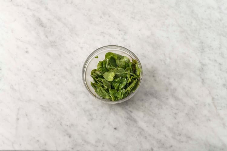 Make spinach salad