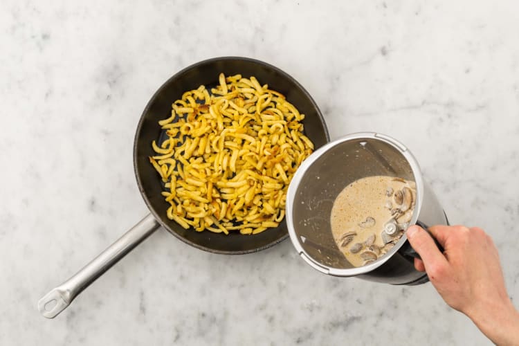 Spätzlepfanne vollenden