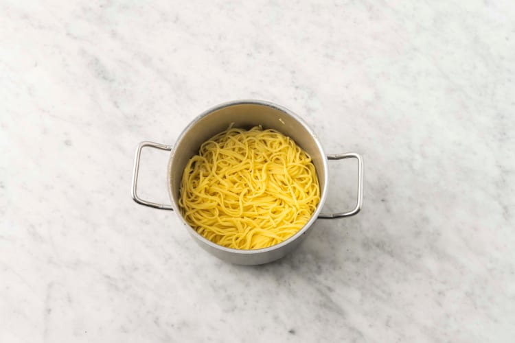 Spaghetti familial avec boulettes de dinde