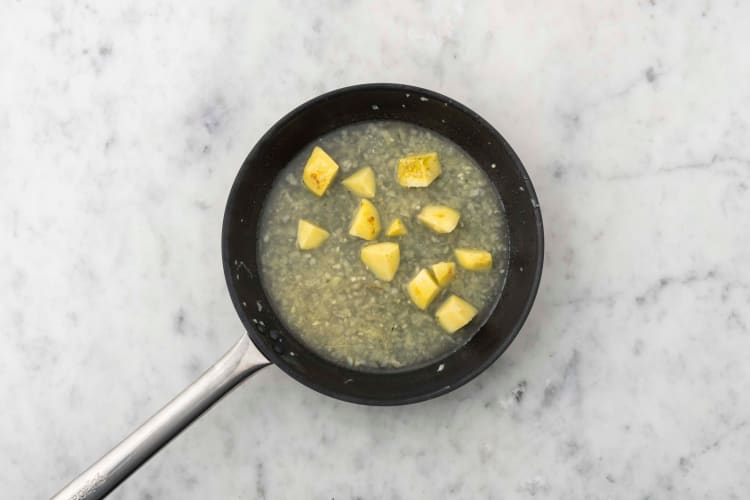 Soße kochen