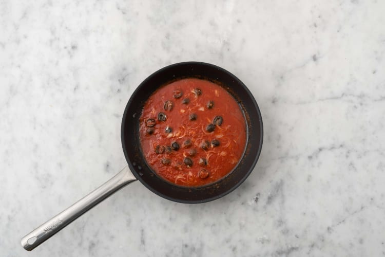 Start your Tomato Sauce