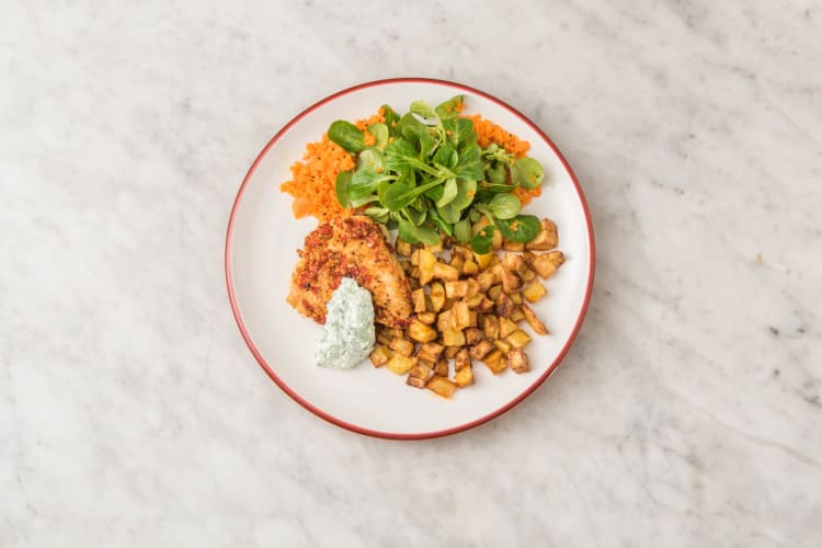Scharfes Hähnchen mit Karotten-Feldsalat Rezept | HelloFresh
