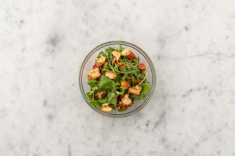 Prepara la ensalada
