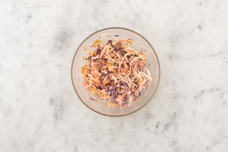 Make your Zesty Slaw