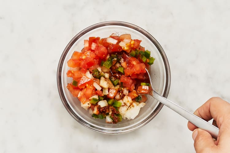 Make Pico de Gallo