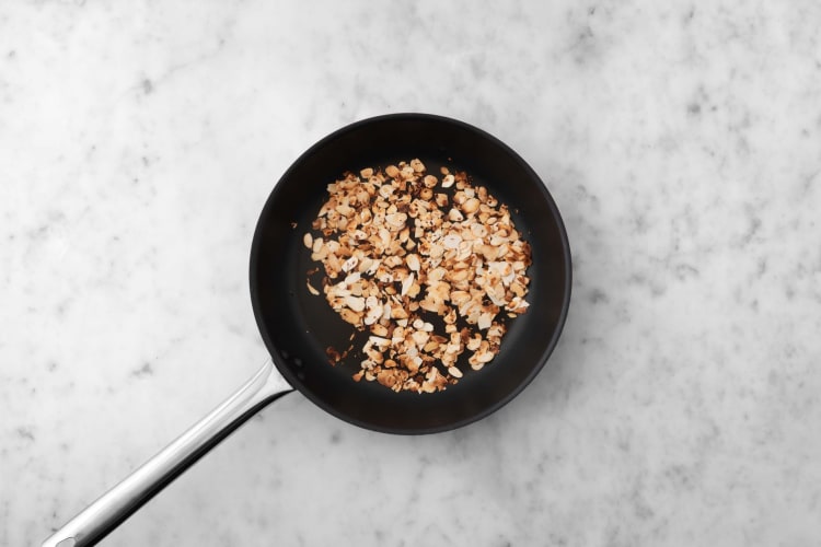 Griller les amandes effilées