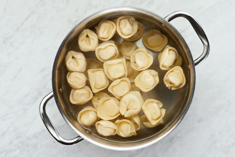 Cook Tortelloni