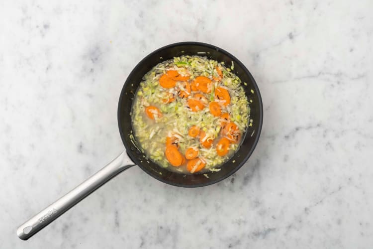Seehecht auf Kräuterreis Rezept | HelloFresh