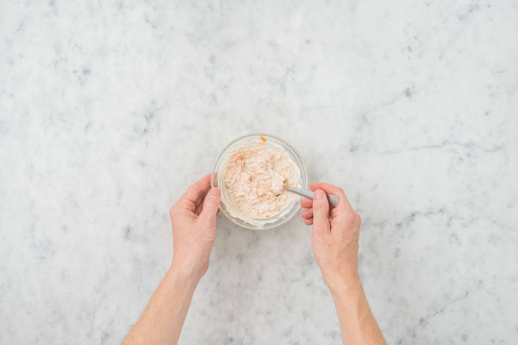 Poulet au garam masala & raita de carottes Recette HelloFresh