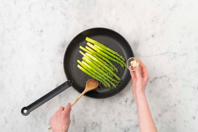 Spargel braten